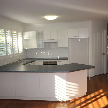 Rent this 3 bed apartment on Pindari Drive in Dunbogan NSW 2443, Australia