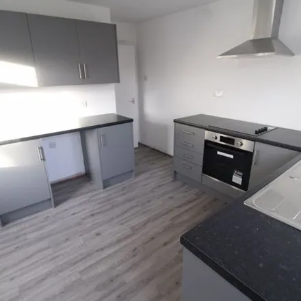 Rent this 3 bed apartment on Elm Grove in Ellesmere Port, CH66 2PT