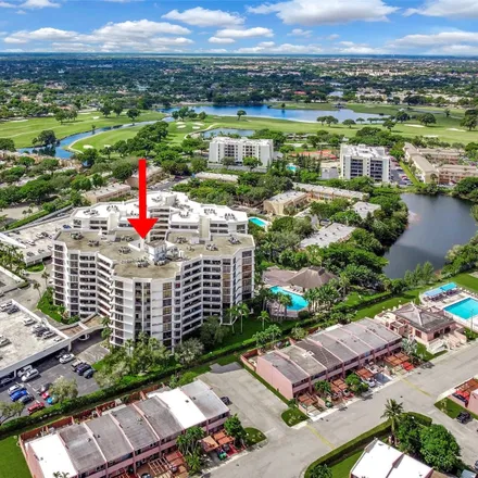 Buy this 3 bed condo on Southwest 62nd Street in Kendale Lakes, Miami-Dade County