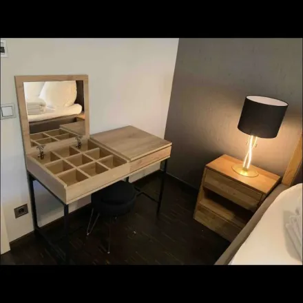 Rent this 3 bed apartment on Trachenberger Platz in Trachenberger Straße, 01129 Dresden