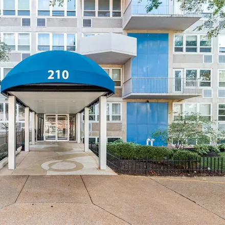 Image 3 - Blu Condominiums, 210 North 17th Street, Saint Louis, MO 63103, USA - Condo for rent