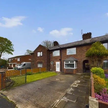 Buy this 3 bed townhouse on 65 North Lane in Tyldesley, M29 7AB