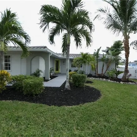 Image 3 - 9567 Vanderbilt Drive, Pelican Bay, FL 34108, USA - House for rent