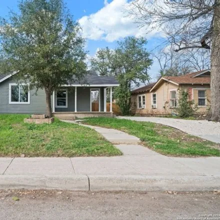 Image 2 - 857 Canton Street, San Antonio, TX 78202, USA - House for sale