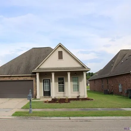 Rent this 4 bed house on 626 Greenwich Drive in Bayou Fountain, East Baton Rouge Parish