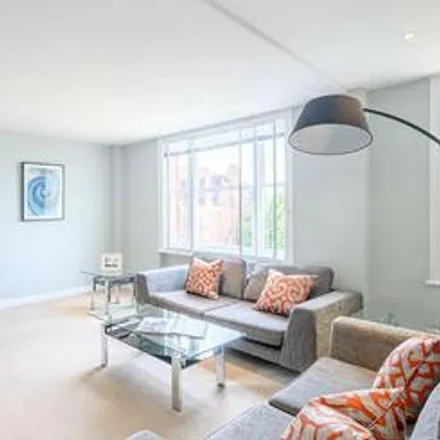 Rent this 2 bed townhouse on 39 Hill Street in London, W1J 5LX