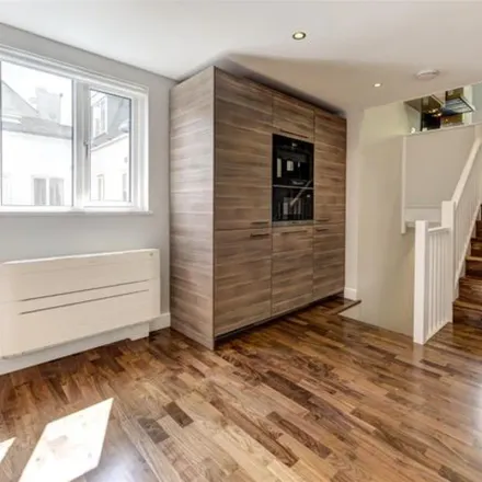 Rent this 3 bed townhouse on 6 Mulberry Close in London, NW3 5UP