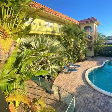 Rent this 1 bed condo on 919 Northeast 11th Street in Fort Lauderdale, FL 33304