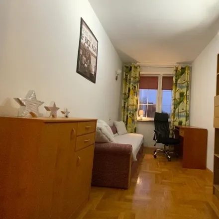 Rent this 4 bed room on Ogarna 29/30 in 80-826 Gdańsk, Poland