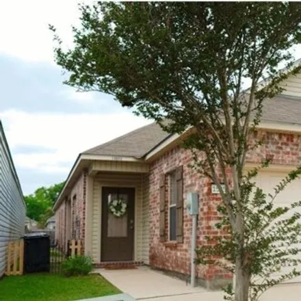 Buy this 3 bed house on 15069 Rimrock Court in West River Oaks, East Baton Rouge Parish