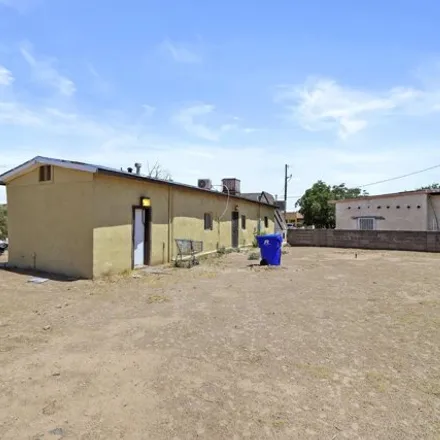 Buy this studio house on 1200 South Mesquite Street in Las Cruces, NM 88001