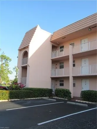 Image 2 - 662 Forest Lakes Boulevard, Collier County, FL 34105, USA - Condo for rent