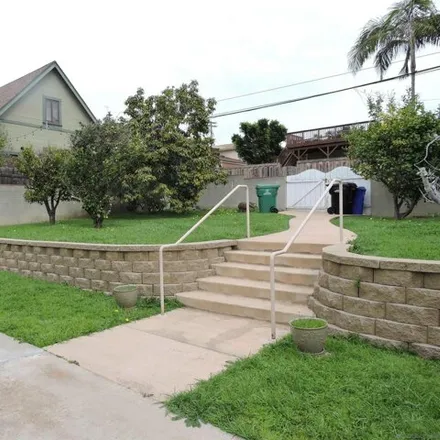 Rent this 3 bed house on 2219 Erie Street in San Diego, CA 92110