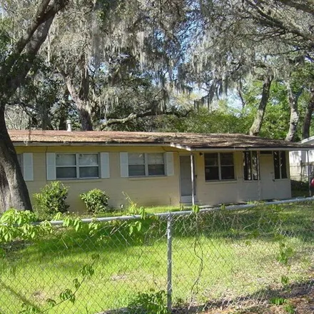 Rent this 4 bed house on 1175 Green Cay Avenue in Oak Harbor, Jacksonville