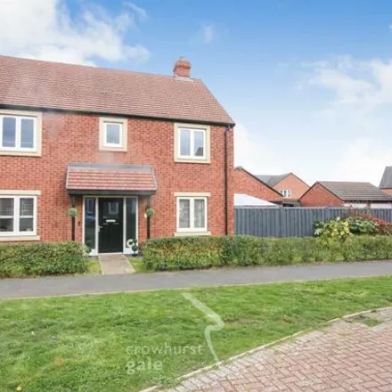 Buy this 4 bed house on Elborow Way in Dunchurch, CV22 7YQ