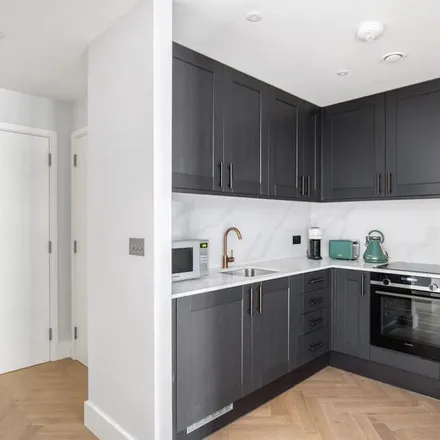 Image 8 - London, E1 6LT, United Kingdom - Apartment for rent
