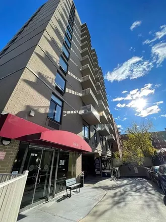 Buy this 2 bed condo on 116-14 Grosvenor Lane in New York, NY 11418