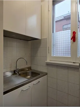 Image 5 - Via Alberto da Gandino, 20152 Milan MI, Italy - Apartment for rent