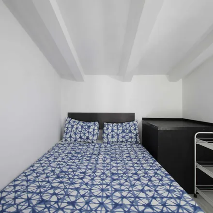 Image 3 - Calle de Antonio Zamora, 16, 28011 Madrid, Spain - Apartment for rent