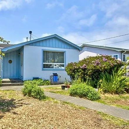 Buy this 2 bed house on 563 South Harold Street in Fort Bragg, CA 95437