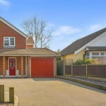 Buy this 4 bed house on East Mountain Lane in Canterbury Road, Ashford