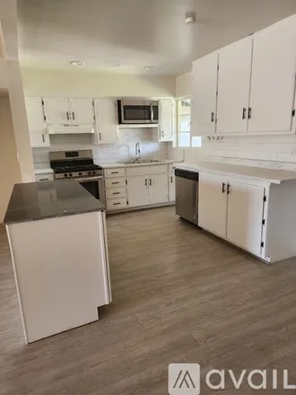 Rent this 3 bed apartment on 936 West Rio Salado Parkway