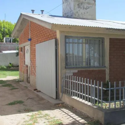 Buy this 2 bed house on Cándido Gallerani in Departamento San Carlos, 5567 Distrito La Consulta