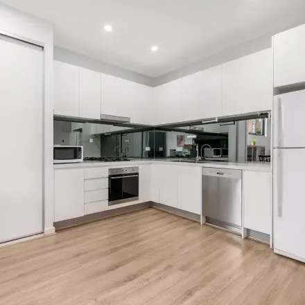 Image 2 - 16 Pemberton Street, Botany NSW 2019, Australia - Apartment for rent