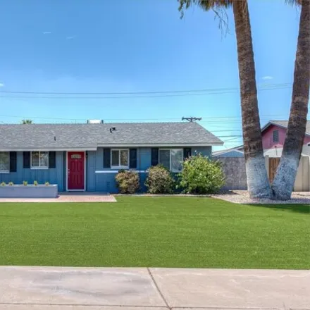 Rent this 3 bed house on 8031 East Oak Street in Scottsdale, AZ 85257