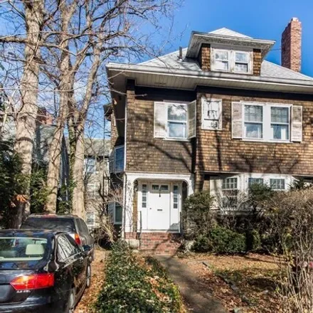 Buy this 8 bed house on 173 Mount Auburn Street in Cambridge, MA 02163