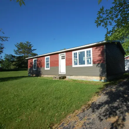 Buy this 2 bed house on 411 South 8th Street in West Branch, Ogemaw County