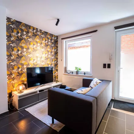 Rent this 1 bed apartment on Rue de Nimy 62 in 7000 Mons, Belgium