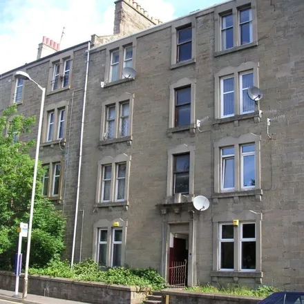 Rent this 1 bed apartment on Dens Road in Dundee, DD3 7JA