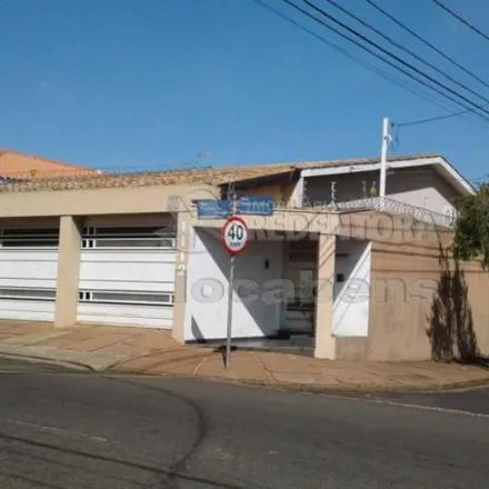 Buy this 3 bed house on Rua General Osório in Vila Zilda, São José do Rio Preto - SP