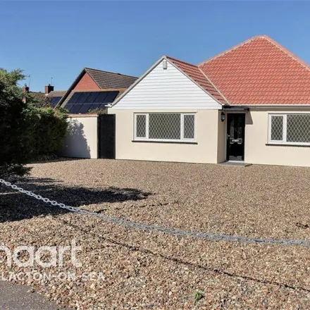 Image 1 - 153 Point Clear Road, Point Clear, CO16 8JB, United Kingdom - House for rent
