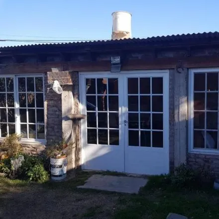 Buy this 3 bed house on Berutti in 5 de Abril, B8000 GYB Bahía Blanca