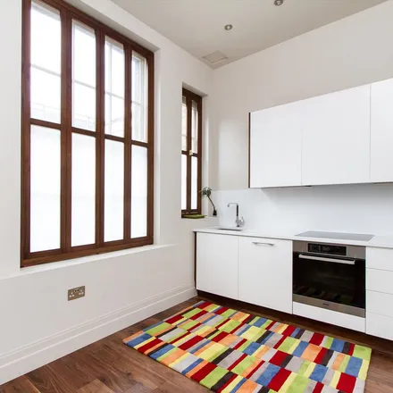 Rent this 2 bed apartment on 38 Montagu Square in London, W1H 2LH