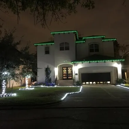 Image 3 - 4689 Spruce Street, Bellaire, TX 77401, USA - House for sale