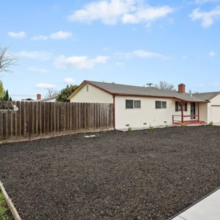 Image 3 - 15929 5th Street, Lathrop, CA 95330, USA - House for sale