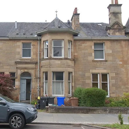 Rent this 4 bed apartment on Stirling Health Food Store in 29 Dumbarton Road, Stirling