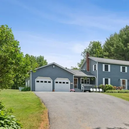 Image 9 - 672 Park St, Livermore Falls, Maine, 04254 - House for sale