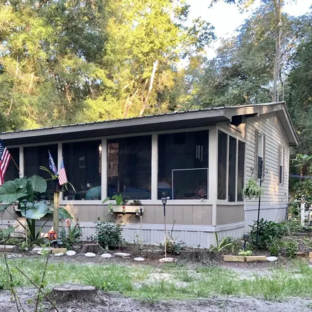 Buy this 2 bed house on 111 Cherry Road in Putnam County, FL 32181