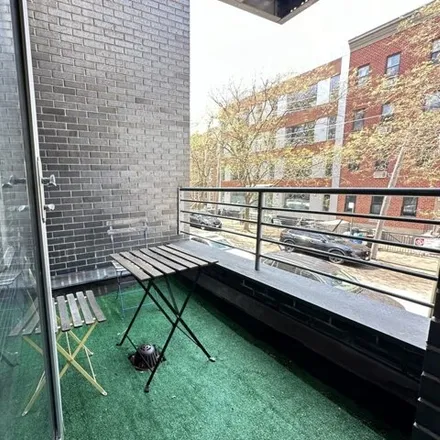 Image 8 - 240 North Henry Street, New York, NY 11222, USA - Townhouse for rent