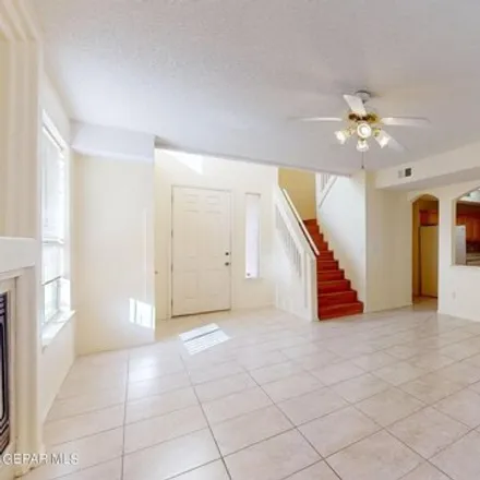 Image 9 - 298 Victor Clark, El Paso, TX 79912, USA - House for sale