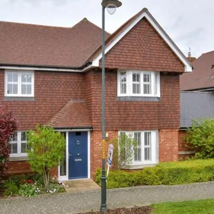 Buy this 4 bed house on Sandow Place in East Malling, Kent