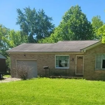 Buy this 3 bed house on 465 East 4th Street in O'Fallon, IL 62269