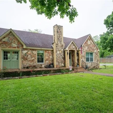 Image 3 - 329 West Elm Street, Granger, Williamson County, TX 76530, USA - House for sale