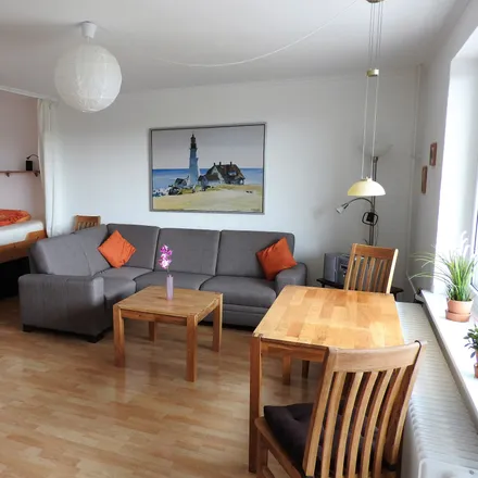 Rent this 1 bed apartment on Schmachthäger Straße 40 in 22309 Hamburg, Germany