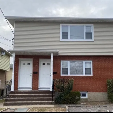 Rent this 3 bed apartment on 69 Inwood Road in Village of Port Washington North, North Hempstead