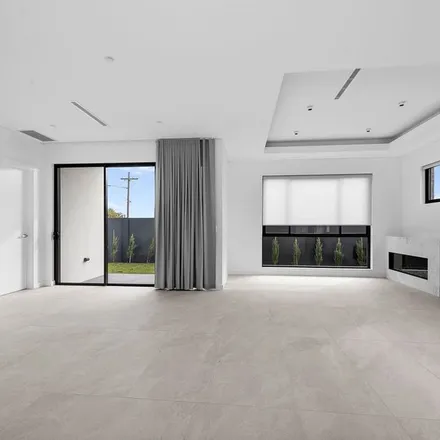 Image 5 - Yarren Avenue, Brighton-Le-Sands NSW 2216, Australia - Apartment for rent